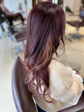 マシェリ(ma cherie) 落ち着きのある緑の着物に似合うカラー