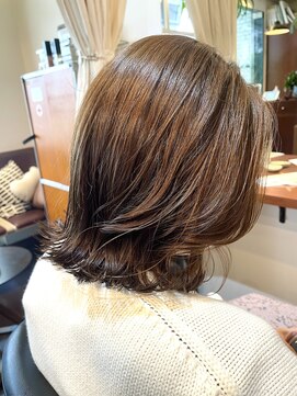 ドッグマニアピンチアオヤマ(DOGMANIA PiNCH AOYAMA) リラクシーボブ/ナチュラルカラー/大人可愛い