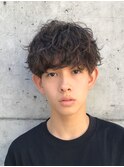 メンズパーマスパイラルパーマツーブロック刈り上げマッシュ