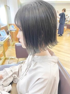 アルバ ヘアリゾート(ALBA) 【ALBAさわ】グレージュカラー外ハネボブ