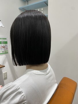 レアワンハナレ センター北美容院(lea/1 HANARE) タッセルボブ×アッシュブラック