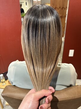 ディードットログ 大和西大寺店(D.Log) ハイトーンでも髪質改善♪