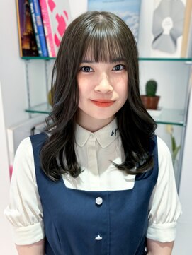 ビビディ バビディ ブー 河原町三条店(Bibbidi.bobbidi.boo) オリーブグレージュ/レイヤーカット/似合わせカット/チグチ