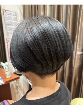 美容室ヒラトヤ 仙北店 ココアブラウン×テラコッタ大人可愛いミニボブ20代30代40代