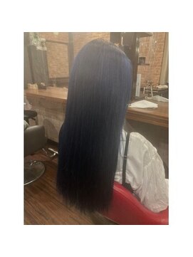ヘアデザイン セレンディピティ(HAIR DESIGN Serendipity) ネイビーロングヘア