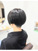 刈り上げショートボブ