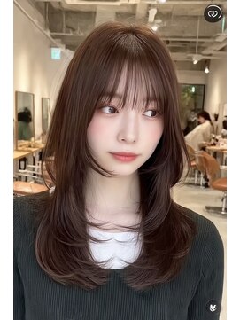ノイエ 原宿 北参道(NoIE) 顔周りレイヤーカットブリーチなしダブルカラーボルドー