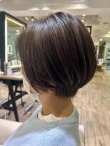 ジュイール(jouir)&nbsp;三鷹ショートボブくびれショートイルミナカラー顔周りレイヤー