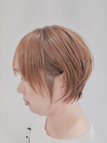 リル(Rire) 大人小顔ショートボブ耳かけ丸みくびれナチュラル30代40代50代