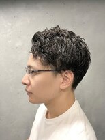 ワンワンオー バーバーショップ 長浜店(@110 BARBER SHOP) スペインパーマ パーマメンズ色気