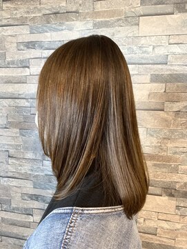 ヘアーサロン モンクール(hairsalon mon'coeur) 《 フォギーベージュ × ミディアムレイヤー 》 綺麗な艶髪☆