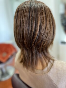 ロココ(ROCOCO) ４０代５０代ひし形ステップボーンカットくびれレイヤー