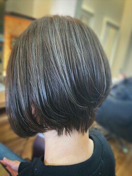 ブレス バイ ファースト 大和吉岡店(Breath by first) 【マットグレージュ　×  前下がりグラデーションボブ】