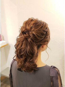 エフェ(effet) ふわねじポニーテール