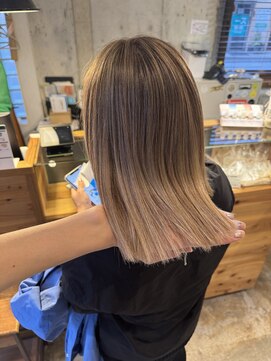 アンドライフ 市原店(AND LIFE) 【白髪を活かしたハイライト】
