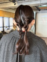 【徳岡】タイトヘア タイトヘアセット モードヘア ツインヘア