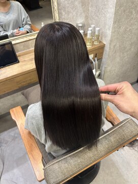 コンフィー(comfy) 『SHOKI』ミニウルフホワイトベージュチェリーブラウン