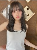 ブリーチなし7トーンオリーブグレージュレイヤーカット