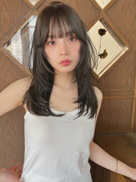 ブリンク(blink) ブリーチなし7トーンオリーブグレージュレイヤーカット