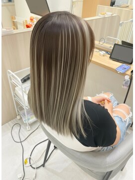 ログ キンシチョウ(L.O.G KINSHICHO) ハイライトカラー[錦糸町/亀戸/小岩/住吉/両国/森下/平井]