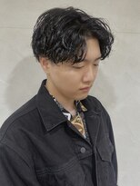 カーム(calm)&nbsp;MEN’S HAIR/波巻ツイストスパイラル/フェザーパーマ/鹿島田