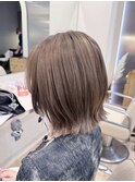 【成田悠里】ブリーチありミルクティーベージュ
