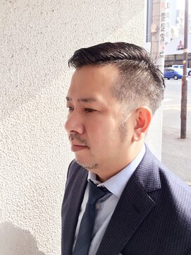 エフ アヴェダ 木の葉モール橋本(F AVEDA) ビジネススタイルもセクシーにカッコ良く!