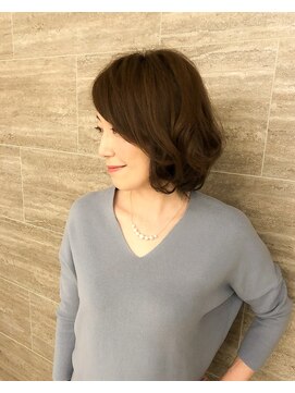 ステラ(STeLLa) 【京橋白髪染め】 40代からのフェミニンボブ