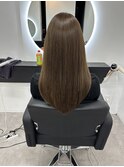 綺麗に見える　ロングヘア　アッシュ　グレージュ