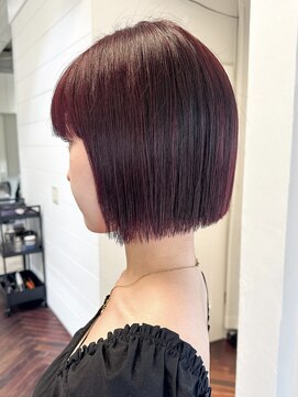 ラレイ ハラジュク(Lalei harajuku) 【白石】ブリーチなしダブルカラー赤髪暖色ワインレッドボブ原宿