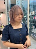 レイヤーボブ×ホワイトベージュ