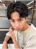 毛流れハンサムショートセンターパートメンズ黒髪爽やか