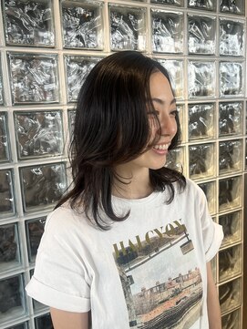 アンリオマール(an rio MAR) 顔まわりレイヤーで垢抜けミディアム