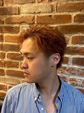 ミリオンバックス 御徒町店(Million Backs) 御徒町/刈り上げセンターパート/波巻きツイストスパイラル