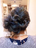 ティアラ 桜木町(TIARA)&nbsp;ルーズアップシニヨン☆アレンジ