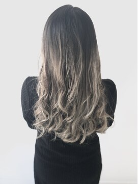 アディクト 綾瀬(ADDICT) 【ADDICT_YuuYa】パールブロンド_ハイライトグラデ_スパイラル