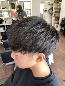 シンヤヘアーズ(SHINYA HAIRS) ツーブロマッシュ