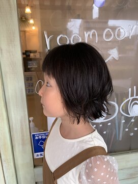 ルムーン(roomoon) 切りっぱなしボブ