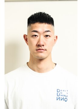 レンゲン(LENGEN) 束感刈り上げビジネス七三ツーブロックアップバング４０