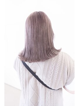 イーズ(e's) 【e's中目黒美容室】ほんのり秋を感じるくすみペールピンク