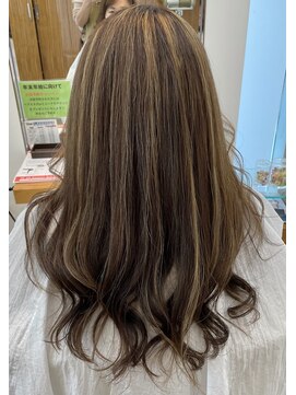 カッツ 笠岡店(CUT S) 白髪ぼかしラテカラー