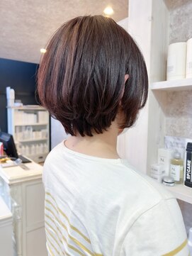 キャアリー(Caary) 福山市美容室Caary人気 ふわっとスッキリひし形ショートボブ