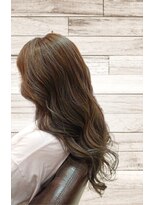 アクアヴィタエ(Aqua vitae) ゆるふわロングスタイル