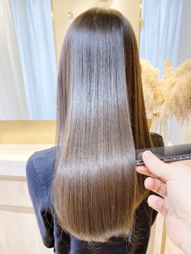 アンド ラ ブランシュ(&.La Blanche) ロングヘア/グレージュカラー/ココアベージュ/黒髪カタログ/大宮