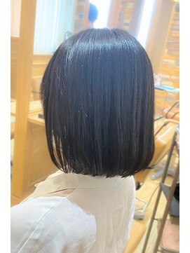 アロマ ヘアー ルーム 新宿3号店(AROMA hair room) 小顔ミニボブシルキーベージュグレージュカラー/新宿/新宿三丁目