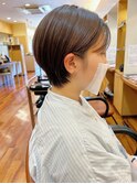 ボリューム抑えてスッキリ見え!暑さに負けないサマーショート!