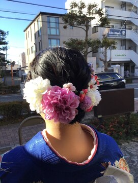 びようしつ あとりえ 成人式アレンジ