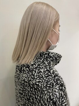 マジコ 下北沢本店(Magico) ロブ×ホワイトブロンド.