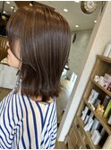 【動きをプラス】オリーブベージュ×ハイライトカラー
