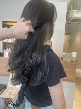 スーリール 箱崎店(Sourire) ダークオリーブアッシュ